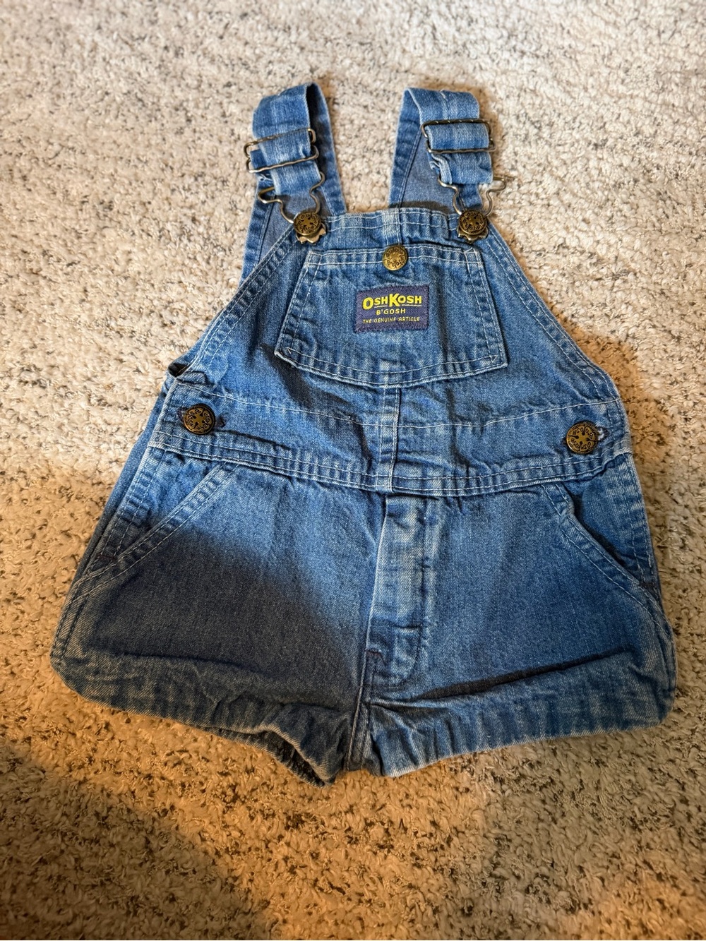 VINTAGE OshKosh B'gosh Denim Shortall Overalls in Blue size 2